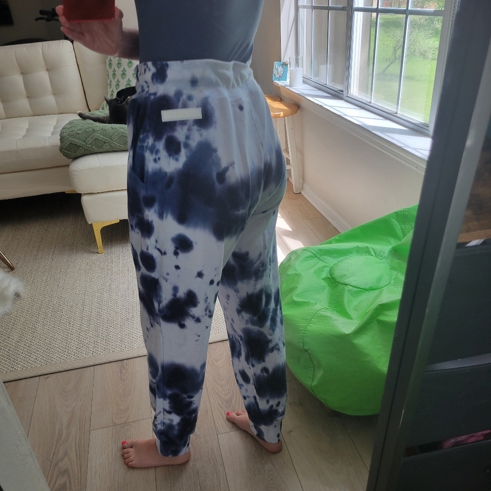 DKNY | Tie Dye Dallas Cowboys Jogger - Picture 8 of 10